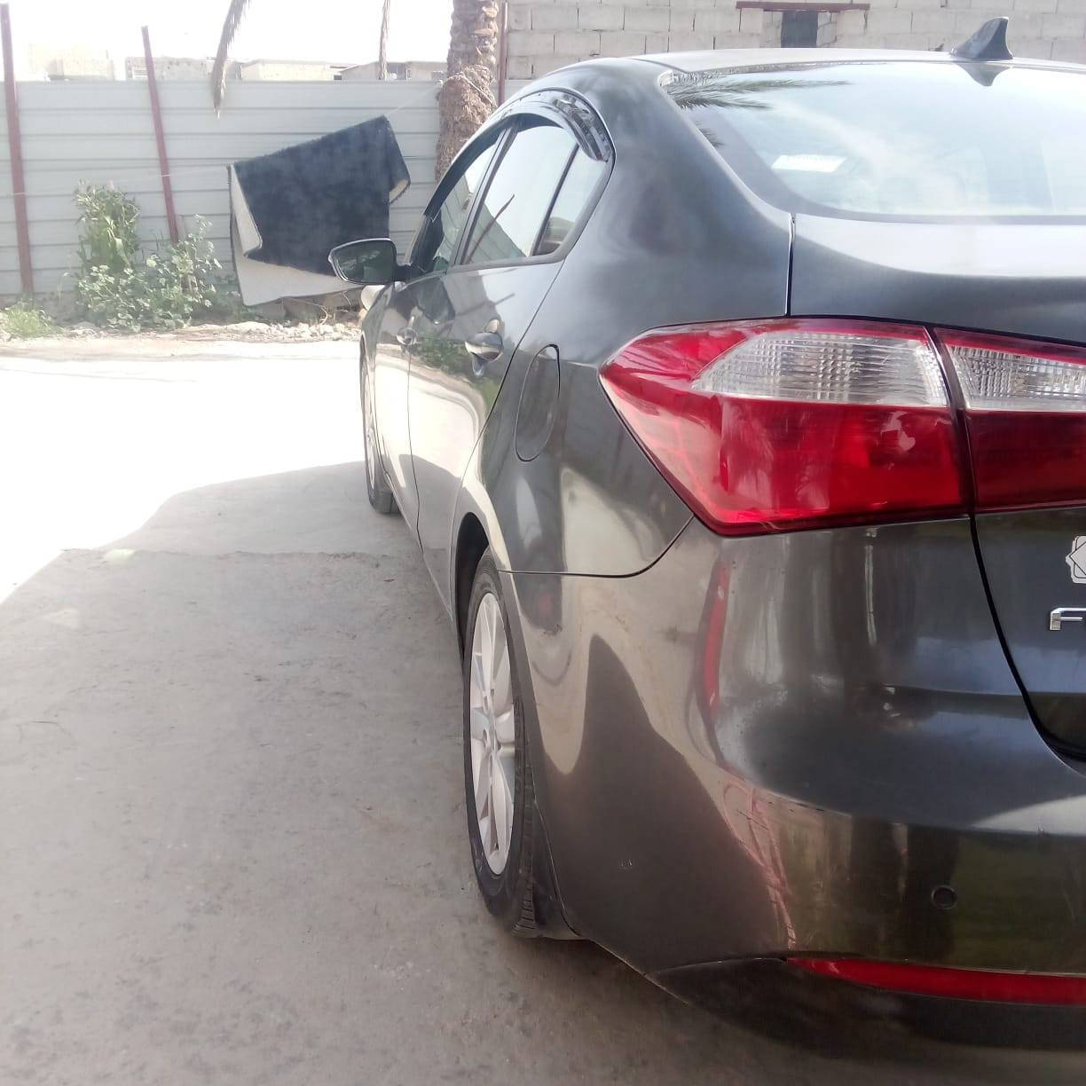 كيا فورتي موديل ٢٠١٤ وراد امريكي
محرك ٢٠٠٠ دوش صدر امامي وخلفي جديد تبريد حداديه كفاله 
نضام حساسات 
نضام مانع ازنلاق 
نضام ECO تقليل صرف بانزين 
تحكمات ستيرن جهتين 
كير اوتو وعادي 
سيارة بيها موضح بل سونار 
سعر ١١٨ وبيها مجال بسيط 
اللاستفسار *********** واتساب
