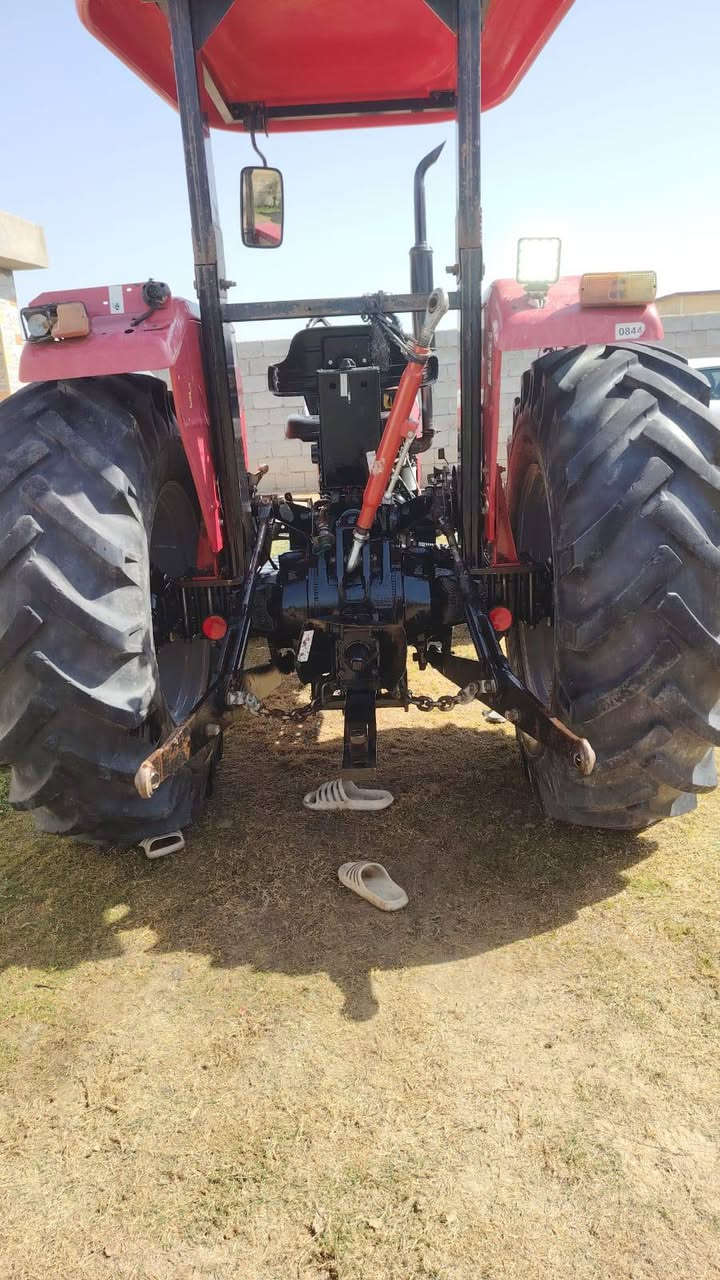 السلام عليكم ورحمة الله وبركاتة مكينه نضيفه فوركسن ايراني موديل 2019 مكينه بسمي مكفوله كفاله عامه  مكانها اليوسفيه السعر. 88 ورقه وبيها مجال بسيط الاستفسار الاتصال على الارقام التاليه،  ***********، ***********. احترامي الى مدير الكروب
