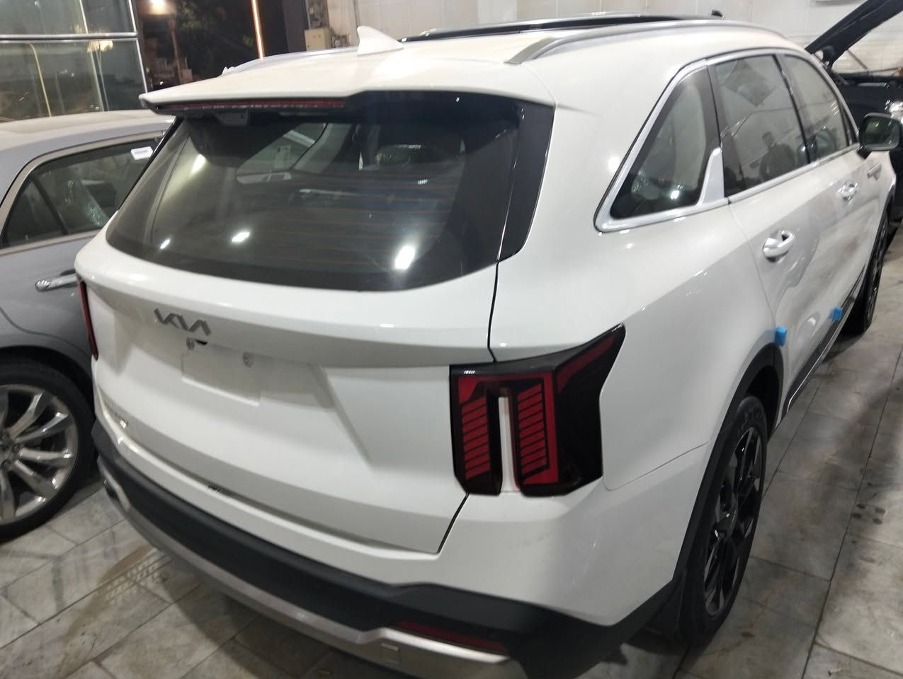 كيا سورنتو 2025 رقم بصره 
موصفات 
 داتاشو كامرأتين 6 سلندر ويل 20
 كير ماوس
تشغيل عن بعد
باب كهربائي 
ماشيه 20 كلها بالزكات شركة مكفوله من زلغ 
مكان السياره بصره 
رقم الهاتف 
***********
