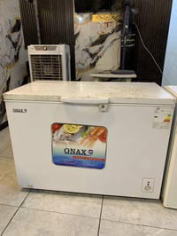 مجمده شركة اوناكس كبيره مستخدم اقل الشهرين نضيفه جدا  اقتصاديه السعر 2...