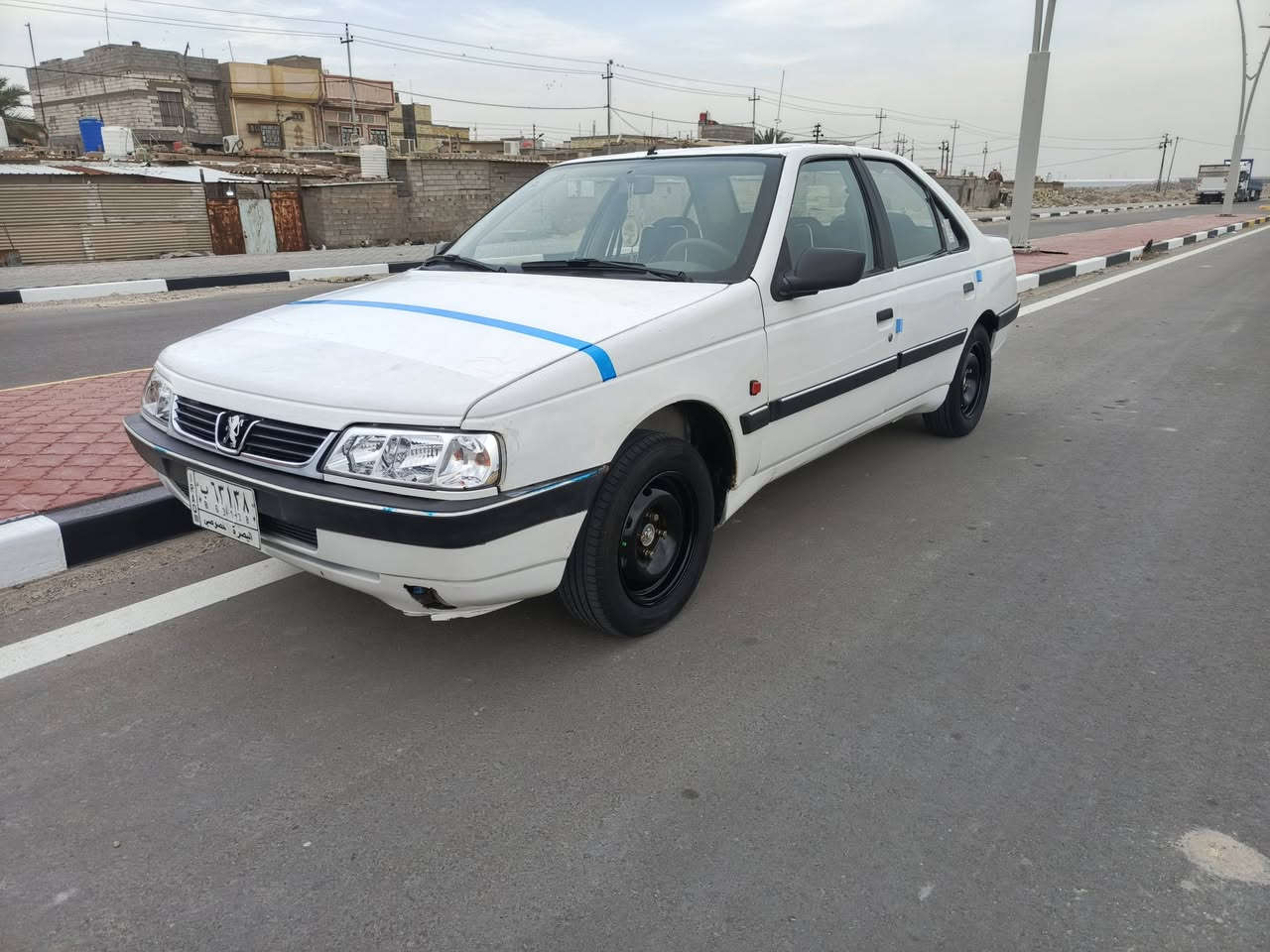 السلام عليكم بيجو 405 موديل 2012 رقم بصره سنويه مجدده لغايه2027
السياره مكفوله من الضربه والتبديل ماعدا البنيد طاير ومبدله والقديم موجود عندي.
السياره جاهزه كير محرك حداده تخم تااير جديد.. درايم شفتات كاملات زوج جدد توني امبدلهن... دواخل جديده كهربائيات كلهه شغاله.. السياره احلى من الصور وصفاحهه شرط موس.. ترايهه وين مايعجبك وراعيهه يريد تحويل.. مكاني بصره القبله السعر40 وبيهه مجال بصيط للشراي الاتصال ***********
