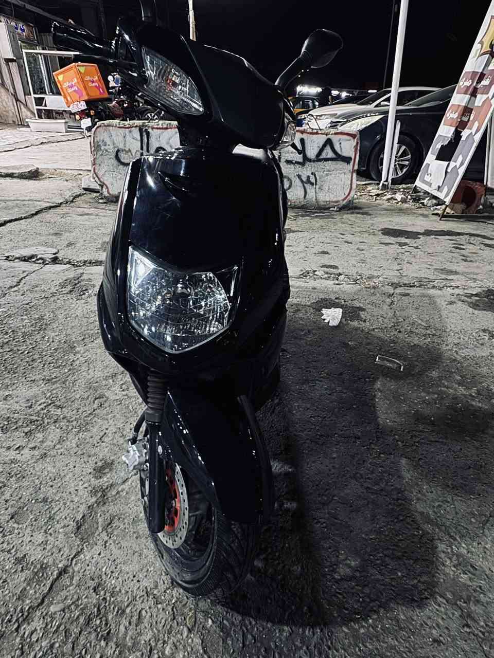 السلام عليكم سكنس نثيه 140 للبيع الدراجه كلشي بيهه بلادييي ومامفتوحه نقصه كابريتر تعبان فقط  مكاني بغداد حي الجهاد   الاستفسار ***********
