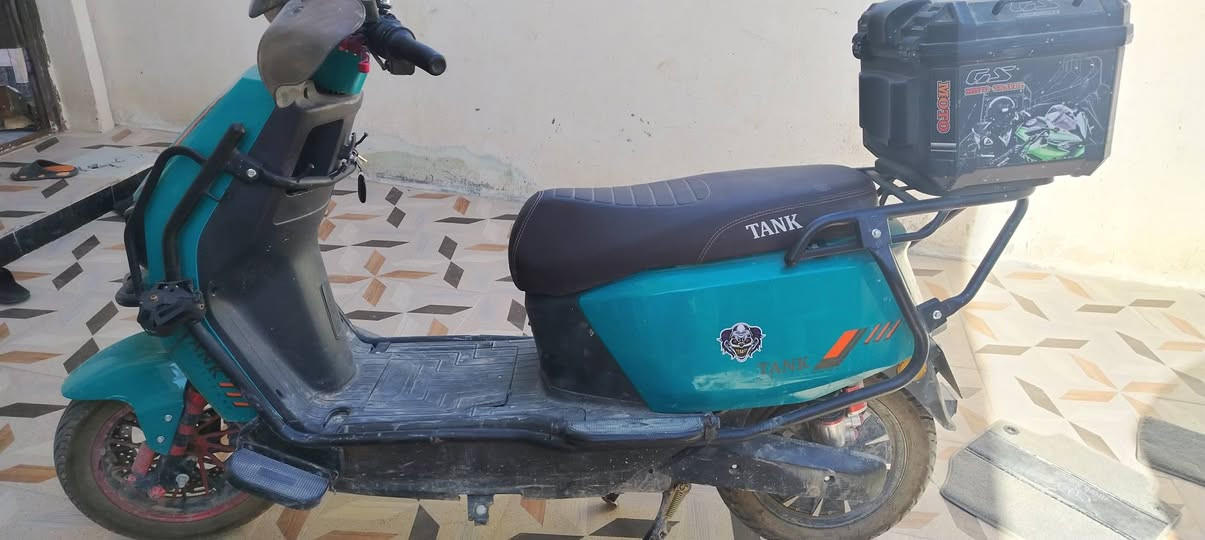 السلام عليكم دراجه شحن سكنس موديل 26 ست بطاريات بعدها جديده ع فحص هورن ولايت عالي ناصي وسماعه بيها كلهن شغالات رايده 750 الف وبيها مجال


**إذا كنت صاحب هذا الإعلان وتريد حذفه لأي سبب، رجاءا أرسل رسالة إلى الدعم الفني**