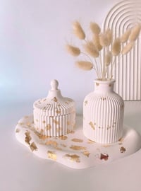 شموع معطرة • حسب الطلب • توصيل الموصل