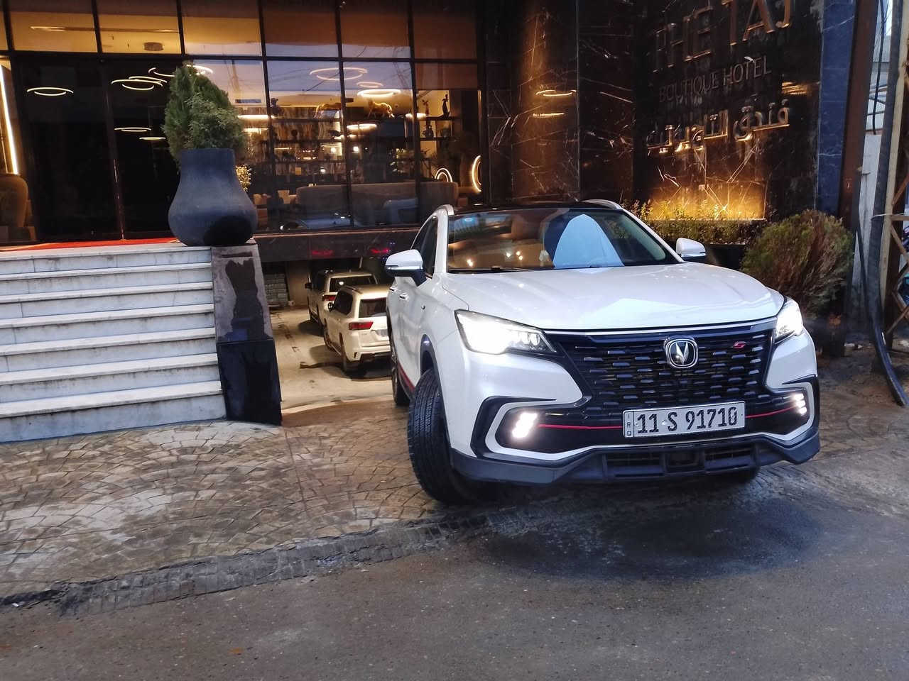 شانجان cs85 موديل 2022 فول موصفات وبعده بل ضمان ماشيه60 سياره كلش جديده ومقفوله قفاله عامه من صبغ بيه بس بل بنيد حالوب شي بصيط كلش وبيه كتاب تخويل تظليل جام محرك 2000 تيربو فقط بيع *********** مكان السياره كراده
