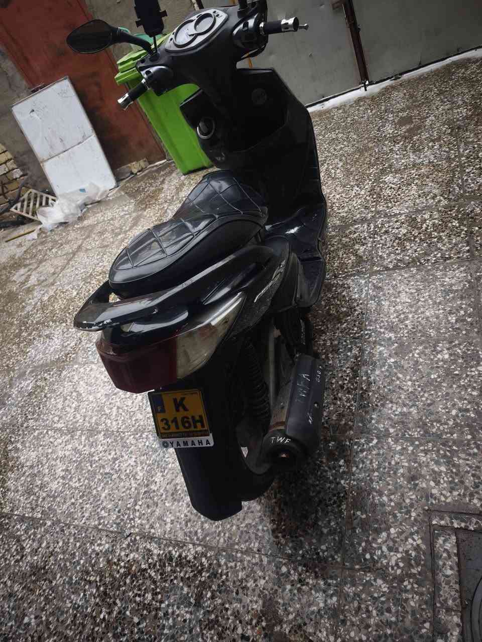 سلام عليكم شبابرسكنز فحل نوزل خطين قبق نفخ دراجه مضيفه شتريته قبل 4شهر 1350دراجه نكلبت بيه وتركته 3شهر دراجه خير من الله كله شغاله بس ديشبول طفه ميشتغل ماعرف وصخخ ماعرف من غسلته لمهم نقصه بس ديشبول نكره بكل وقت سعر 700مكاني غزاليه رقمي ***********
