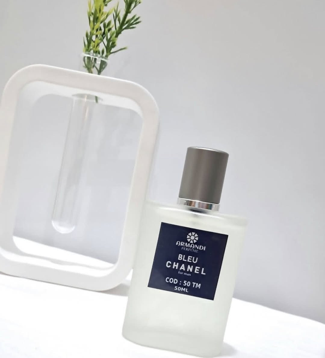 عطر ارماندي عطور مميزة فرنسية ❤️🤍💎
للنساء __ للرجال 
ثبات عالي وفوحان يلفت الانتباه 
اختيارات تناسب كل الاذواق وبسعر مناسب
سعر الدرزن جملة 54.000
القطعة مفرد  5.000
توصيل كافة محافظات العراق
3.000 خلال شهر رمضان المبارك
للحجز ***********
