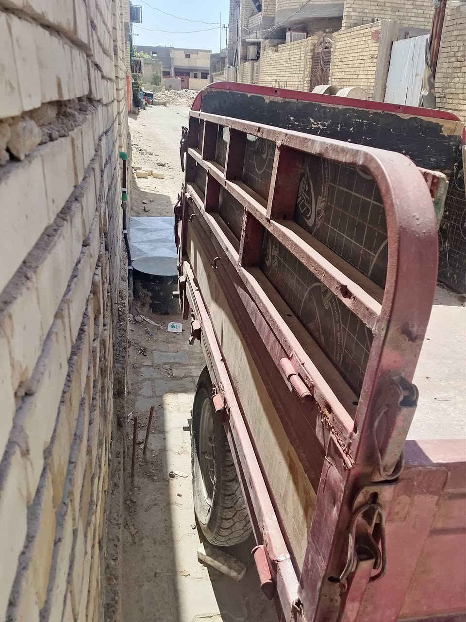 السلام عليكم ستوتة موديل ٢٢
مكينتها ٢٣ كلها شغالة سلف وهندر يرادله فقط صجمات سلف ٥ الالف ميكلف اوراقها كاملة الستوتة صارلها اكثر من شهر طابكة ما مشتغل بيها حتى غسل ما غسلتها مستعجل على بيعتها 
سعرها 1300 وبيها مجال 
عنواني الشعلة الدوانم  
***********
