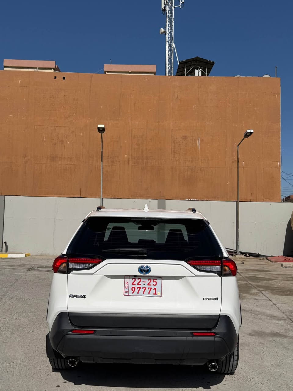 تويوتا راڤ ٤ 

موديل:٢٠٢٤✅

وراد خليجي🔥

بنزين+هايبرد ♻️ 

مواسفات LE AWD 🫡

٤ قطعه صبغ بدون دواخل ايرباك ستيرن سيستم 
سقف تعديل بارد شوي 
رقم شاصي ما يطلع سياره وارد خليجي 

سعر ١٧٨$ 

رقم تلفون:*********** korek whatsapp✅
مكان زاخو دهوك زاخو, دهوك
