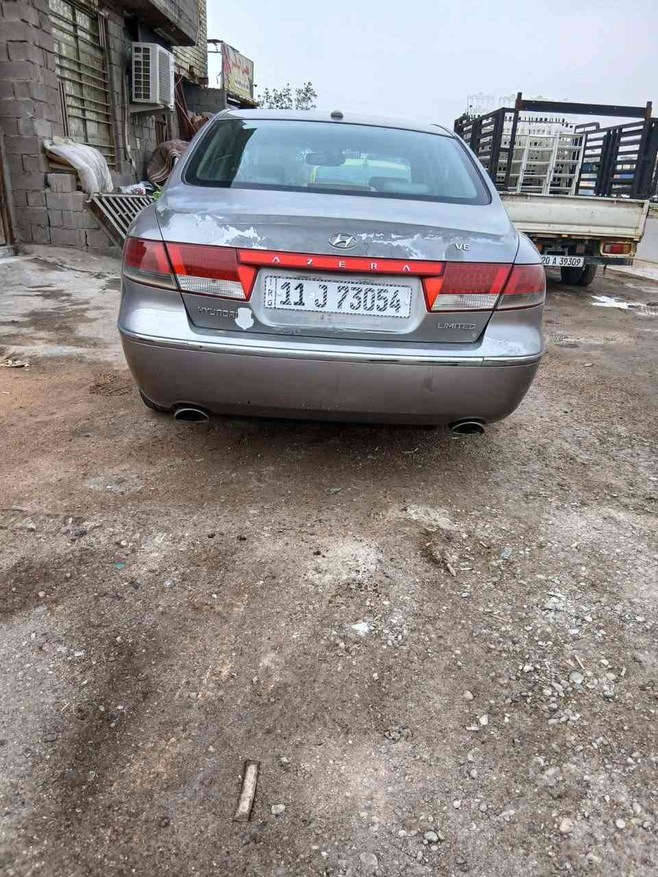 السلام عليكم ازيرا 2008 وارد امريكي فول لمتدد  بسمي رقم بغداد انكليزي ***********  للبيع او مراوس
