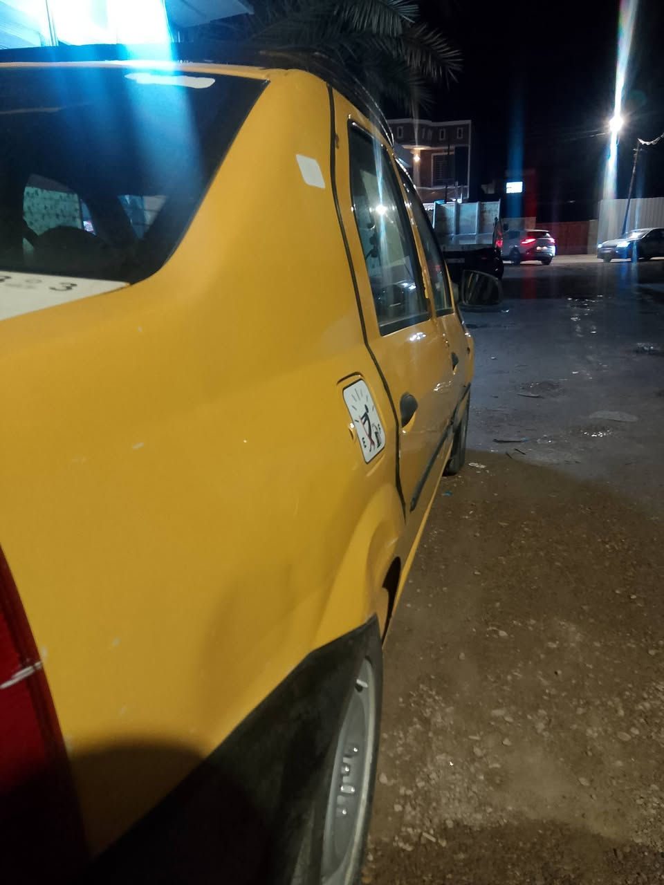 السلام عليكم
رينو لوكان موديل 2014
السيارة رقم بغداد انكليزي وبأسمي تحويل مباشر 
كير ومحرك وحدادية خير من الله
مصفرة هيئة وغرامات 
هزة جديدة
تخم تاير 
تبريد شغال 
السيارة جاهزة وخير من الله بيها بس الطخطخات اموضحة بالفيديو 
السعر 39 وبيها مجال 
***********
مكاني الدجيل ومتواجد في بغداد حي الجهاد
