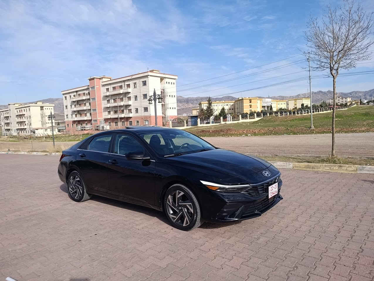 Hyundai Elantra 2024
لون اسود 
ماشيه 11 ألف ميل
سعر 155 ورقه بدون رقم 
تترقم محافظات الأفلام
اربيل دهوك سليمانيه
مده الترقيم 60 يوم من تاريخ الشراء
حادث سيارة / نص جاملغ خلف صبغ فقط بدون داخل
رقم شاصي  kmhls4dg7ru716143
بجم كبس شركة
كافه الأيربكات سليمه 100/100
مواصفات فول 1/1👇
بصمه +شغال عن بعد
كيجات الكتروني 
فتحه سلايت
ويل كب كروم بلادي
رادار امامي و جانب و خلفيه 
حساسات خلفيه 
تحكمات فول 
قياده ذاتيه 
بريك بصمه
بيع فقط بدون مراوس
سيارة في اربيل شركة نور البصرة
***********
***********
