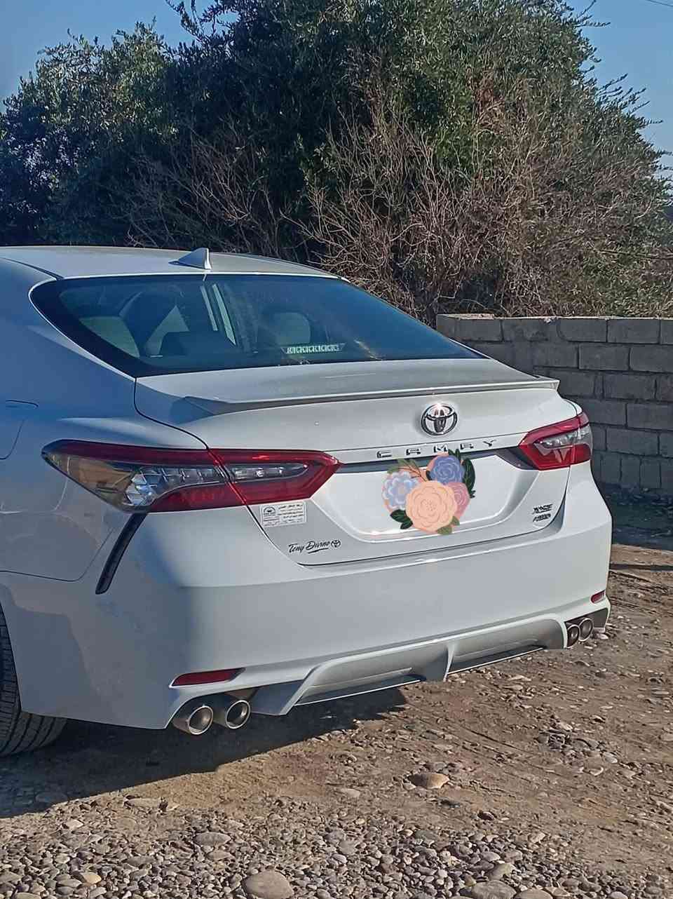 للبيع كامري 24 XSE فول 1/1
ماشية 9000 ميل فقط 
السياره جاهزه من الدعامية للدعامية 
بدون نقص برغي.
 شركة كلة .
السياره بيها جاملق 
جهة السايق والبونيد
السياره منفيس حرة  
للأستفسار الاتصال على الرقم
‏‪***********‬‏
