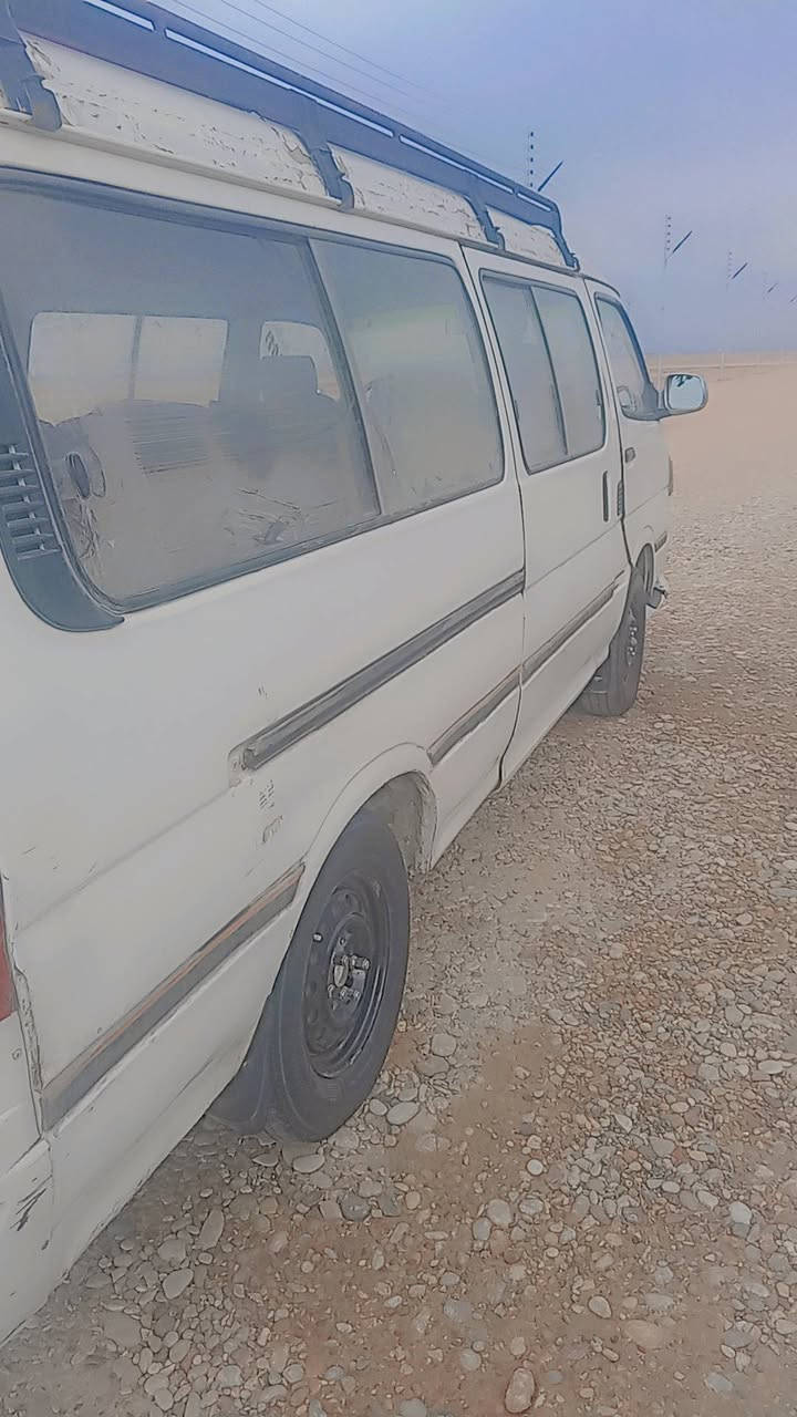 السلام عليكم فتون للبيع موديل 2011سيارة مكينه ونجي رقم ديالى عنوان بعقوبه سنوية ساقطة صدر حدادية السعر 47 الاتصال على الرقم ***********
