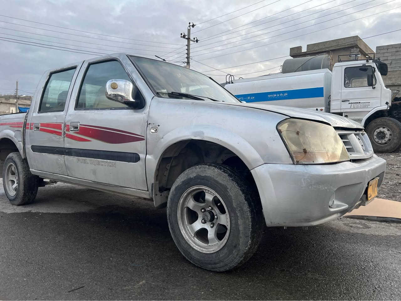 سيارات پيكابديرخينكاي 2006گيروماكينه و ئه كسلومه له فيست به شه رته سعري 18وارقه و كه ميك مه جه ل ژم *********** أربيل, العراق
