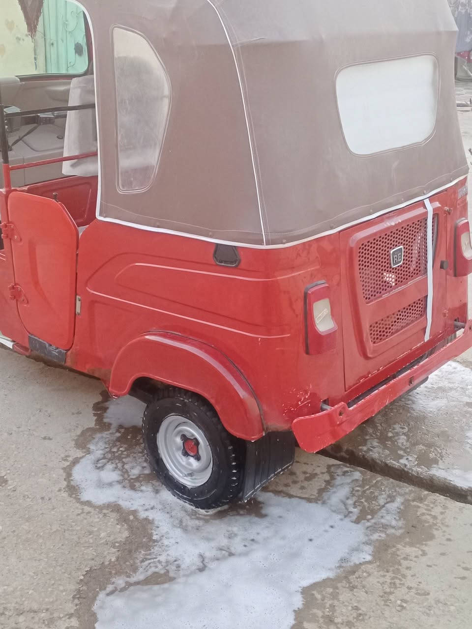 سلام عليكم تكتك البيع موديل 22شهر 2رقم واسط كفاله عامه مكينه وكشر مكان ناصريه قلعة  خاص ما جاوب ***********رجان المو شراي لا ينتصل سعر 8500وبيهه مجال🈵👋
