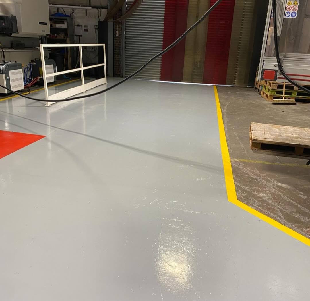 � أصباغ تخصصية احترافية للأرضيات والواجهات والجدران ومعالجة الرطوبة 🔥🎨

هل تبحث عن طلاء قوي يدوم سنوات ويقاوم الظروف الصعبة؟
نوفر لكم أفضل أنواع الأصـباغ الصناعية والتخصصية بجودة عالية وأسعار منافسة 💪

✅ أصباغ أرضيات صناعية (مخازن – معامل – كراجات – مواقف سيارات)
✅ دهانات واجهات خارجية مقاومة للعوامل الجوية
✅ طلاء للجدران الداخلية بلمسة أنيقة وثبات لون عالي
✅ مواد معالجة الرطوبة والتسربات
✅ مقاومة للاحتكاك والرطوبة والمواد الكيميائية
✅ مناسبة للمشاريع الكبيرة والصغيرة

🔹 ألوان متعددة حسب الطلب
🔹 تغطية ممتازة وسرعة جفاف
🔹 استشارة فنية مجانية لاختيار النظام المناسب

📞 للحجز والاستفسار: ***********
🚚 توصيل لجميع محافظات العراق
💰 أسعار خاصة للكميات والمشاريع

ثقة وجودة… لأن مشروعك يستحق الأفضل
