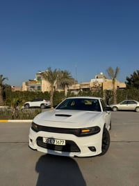 دوج جارجر 2021 GT سوبر تراك باك 🚀  لون ابيض v6  ماشية 75 mi قابل للزيا...