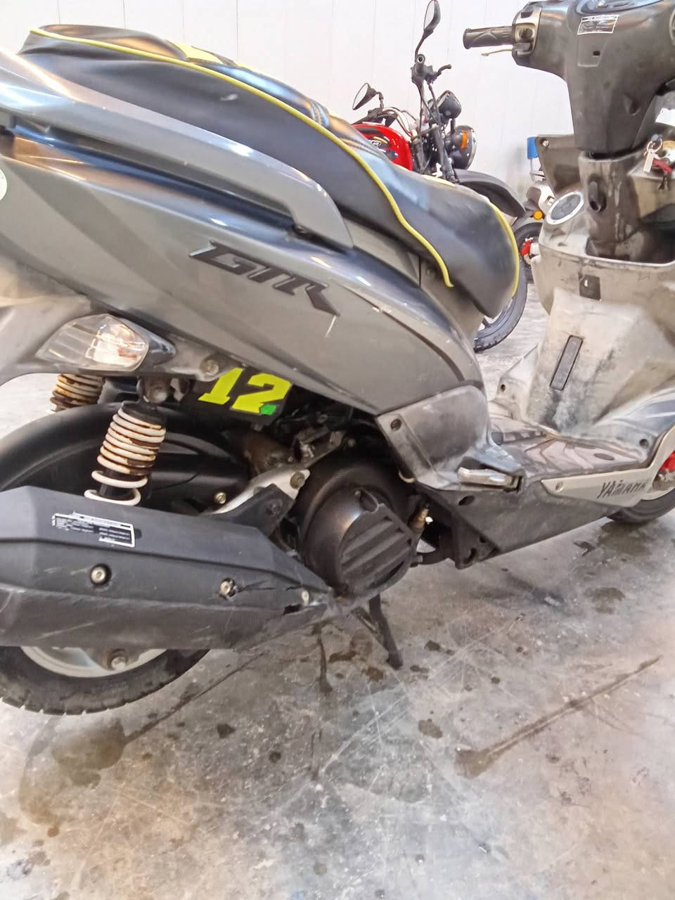 السلام عليكم جيتي ار 2014 الدراجة كفالة عامة صارله. شهر من نازلة من الرمبة المكينة برغي ممفتوح بيهة كفالة عامة مكينة وكفر الكفر ختم واحد كهربائيات كلة شغال الدراجة نكرى بكل وقت السعر 950وبيهة مجال الستفسار ***********
