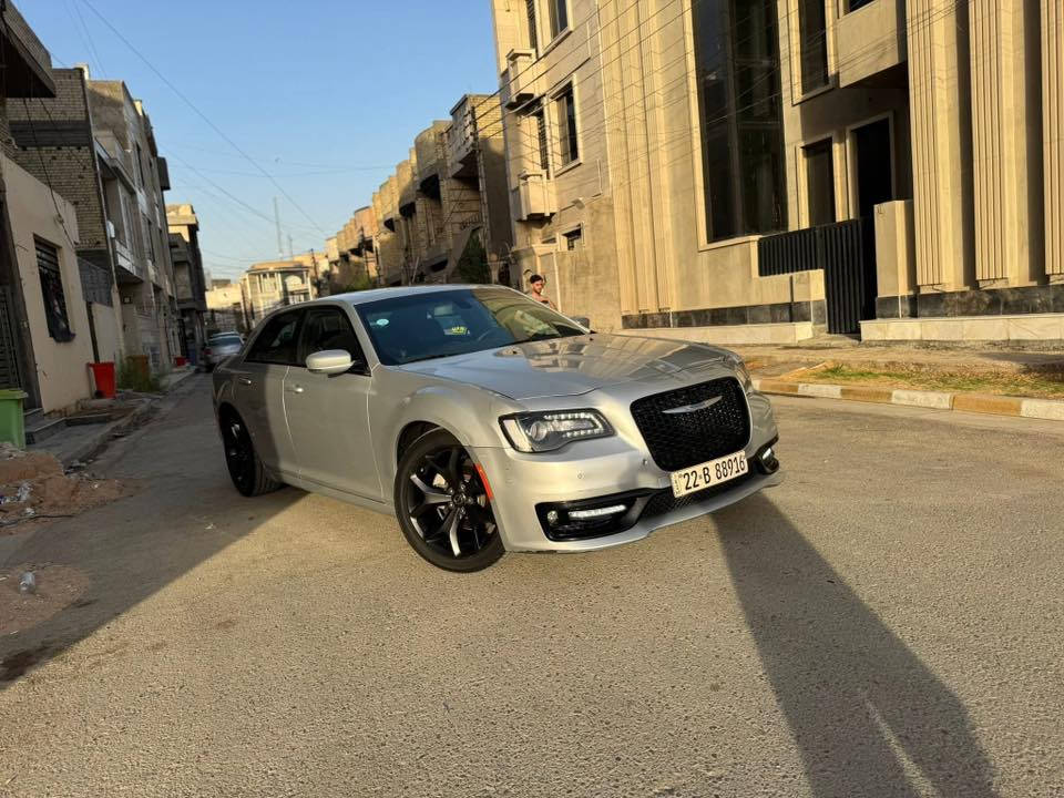 السلام عليكم
للبيع كلايسلر S300 2021
فول مواصافات عدى الرادار 
كشنات جلد شعار S تدفئه كهرباء الاماميات 
حساس امامي خلفي
نقطه عمياء
هيتر مرايه جانبيه 
بنوراما نضام الصوت الباين وباقي مواصفات ال Sمعروفه 
السياره حيل نضيفه واستعمال شخصي 
ماشيه57000mi
كل نقص ما بيهه تخم تاير صارله شهر مشدود باتري قبل ٢٠يوم ماء راديتر ادينول الماني  منضومه زنون 350$ بولش ونانو سيراميك شركةMFR ضمان ٣سنوات 
حادث السياره موضح بلصور تبديل بنيد فقط وبيهه قطعتين كلير من امريكا  ايرباك دشبول واستيرن دشبول جديد مبدل وكذلك استيرن  السياره ب اسمي سنويه وهزه جدد  تحويل فقط ما اسوي وكاله مكان بغداد الامن العامه *********** 
السعر 27000 يعني 270
وبي مجال بسيط للشراي
