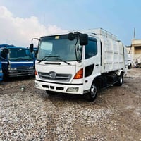 هينو • كبسه ١٠مكعب • ٥ سلندر