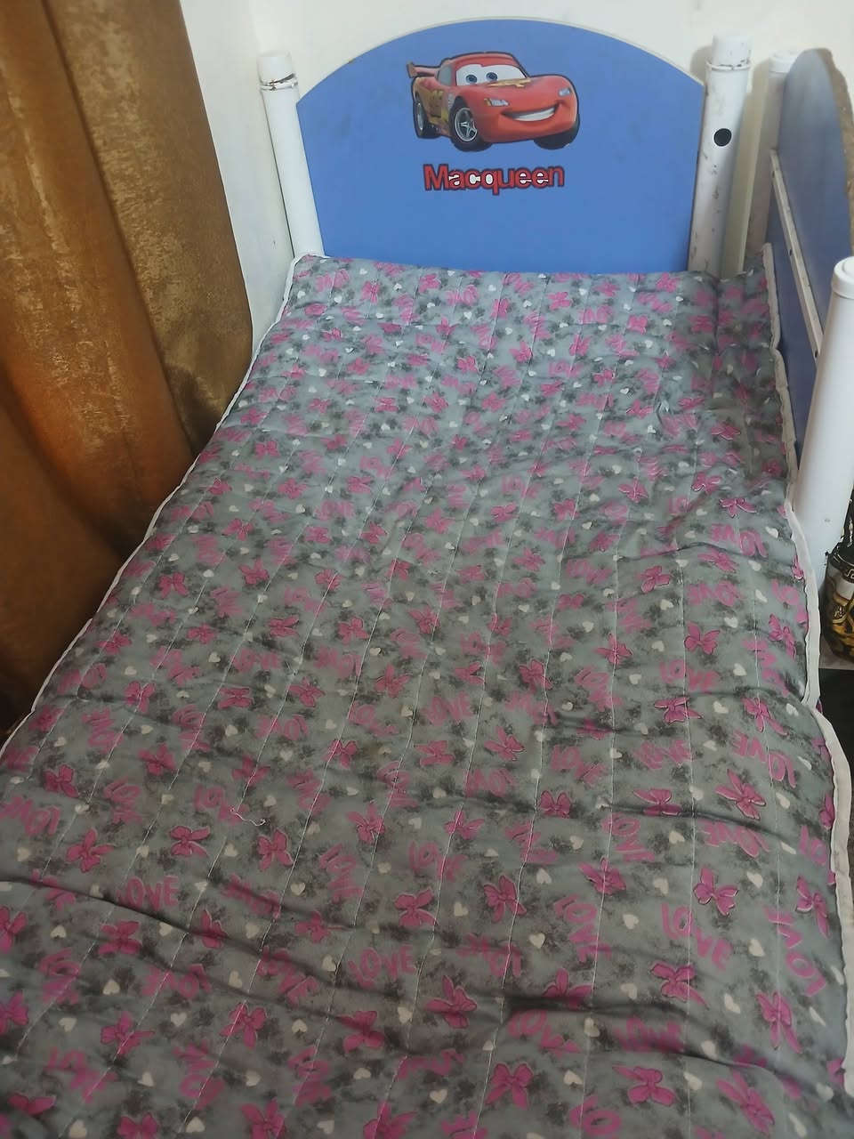 كنتور 150صاج
ثلاجه فستل باب اول 125
جرابي تصير طابقين وحده 30 الف


**إذا كنت صاحب هذا الإعلان وتريد حذفه لأي سبب، رجاءا أرسل رسالة إلى الدعم الفني**