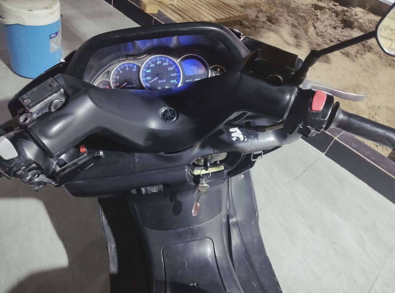 سلام عليكم
ماجستا دبل رون 250cc 
دراجه كامله علئ اخر حبايه من مكينه و كهربائيات نكره سلف بأي وقت و حماوه اقل نص ثابته بس شغل و توكل وين ما تريد 
مكان كوت داموك طشاش سعر 470 و بيها مجال 
***********
