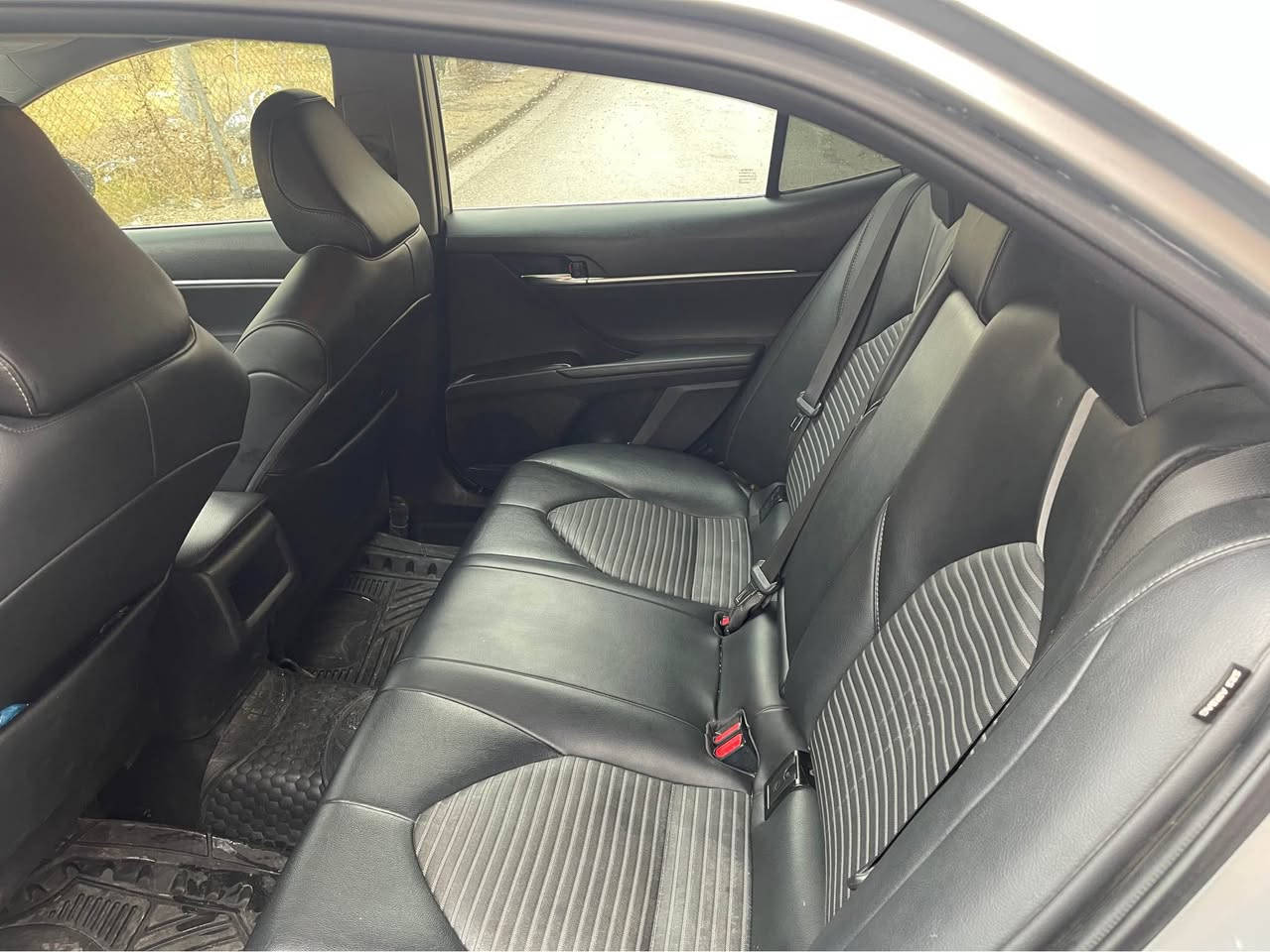 كامريSe
 موديل 2021
قطعتين صبغ جاملغين الخلفي 
قيغ صندوق تبديل شركه
ايربكات سليمه 
بجم كبس 
السعر ١٨٥
للاستفسار *********** دهوك, العراق
