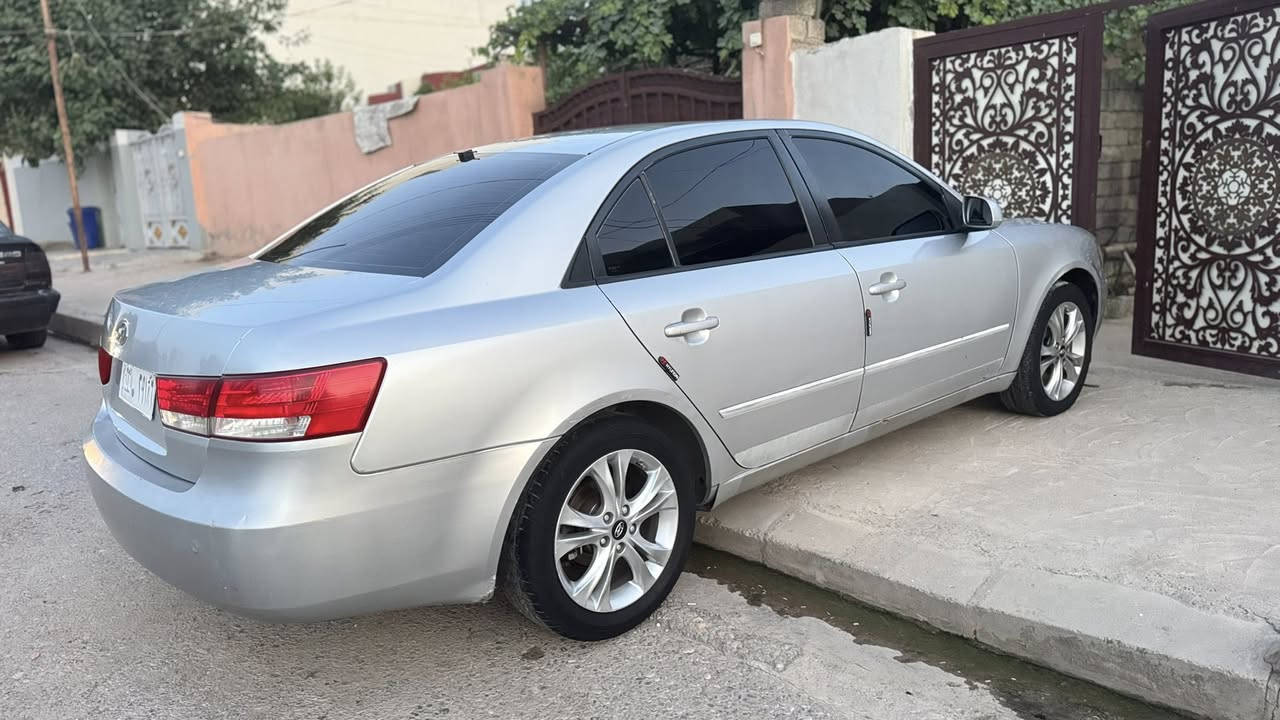 ســـونــاتــا موديل 2008 تــوزوبـا  بي بــريـن و دعم 
سياره جديــد كه له ك باقـژ تـه بـريدو هيترو كاره باي 
هه مي تشت شه رت 
سعـــر 52 مجـــال 
 ***********
