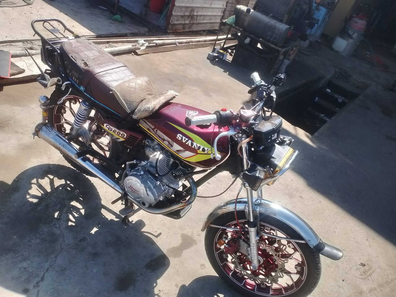 سلام عليكم ورحمه الله وبركاته اخواني الاعزاء دراجه موديل 2024 دراجه نضيفه محرك 2025 وراق بيه سعر 600 وبيه مجال الي شراي يراسلني على وتساب هاذ رقمي *********** تصال مفتوح وتساب هم مفتوح
