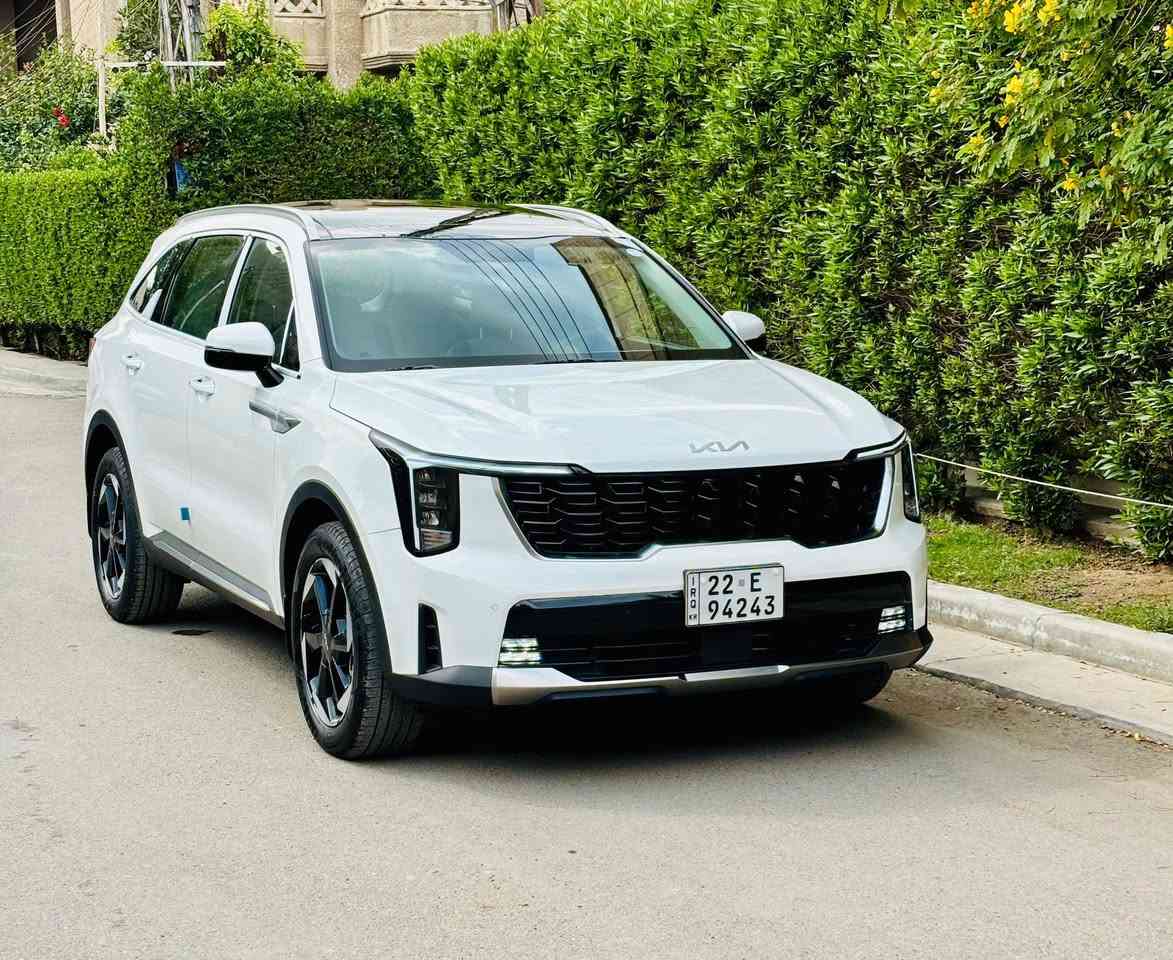 السلام عليكم 
كيا سورنتو 2024 خليجي شركه اكدال 
ماشيه 7000km 
رقم أربيل باسمي 
مكفوله بعده بحاله الزيرو 
محرك سته سلندر 3500
مواصفاته:- بنوراما، بصمه ،مقاعد كهرباء،كير ماوس ،شاحن تليفون ،دشبول ديجيتال ،شاشه متصله ،نشره ضوئيه متغيره 64 لون ،بردات خلفيه، جنطه كهرباء ،حساس امامي خلفي ،شفتات ستيرن ،هاند بريك بصمه ،درايف مود متغير ،كامره خلفيه دواره ،لايت زينون ،لد امامي خلفي ،كشاف زينون ،نضام ترحيب ،مري كهرباء ،اشاره بل مري ،
السعر ( 30.800$ )يعني (308 ورقه)
مكان السياره المنصور 
***********
