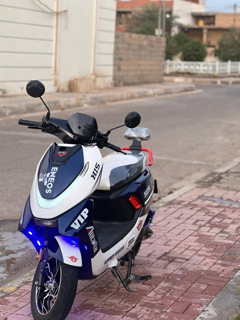 السلام عليكم
دراجة شحن من شركة HIS
دراجة مفولة مستخدمه اقل الشهر كلها عالفحص 6 بطاريات دبل بعدها جديدة عالفحص كهربائيات كلها شغالة 4 سرع الدراجة مفولة على اخر حباية تجي وتفحص يالة تاخذ والدراجة رياضية ما موجود منها هواي  
سعر الدراجة اتصل عالرقم وتدلل
عنوان الدراجة الانبار الرمادي التاميم قرب جسر عمر 
الرقم 
***********.      ***********
