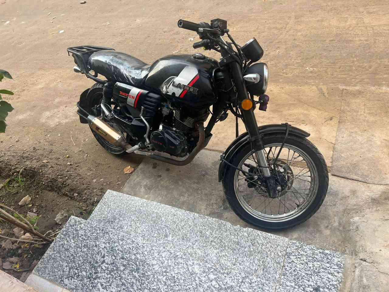 دايوان لايتي موديل 2020 اوراق أصولي يم مكتب حسين ترقيمهه نضيفه جاهزه من كلشي شغاله كهربائيات محرك 200 مفتوح شلعته حلوه السعر 1150 وبيه مجال حك الجيه مكاني كربلاء قرب مجمع الدره رقمي ***********
