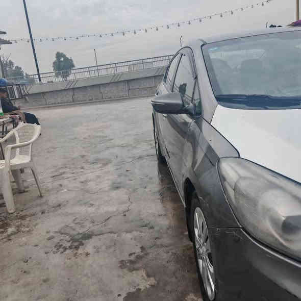 كيا فورتي وارد امريكي 2016موديل السيارة
ماشيه 87ميل قابل للزيادة بيها بارد جاملغين وباب السايق بدون صبغ وابدل بنيد مال تفصيخ اصلي بغداد
