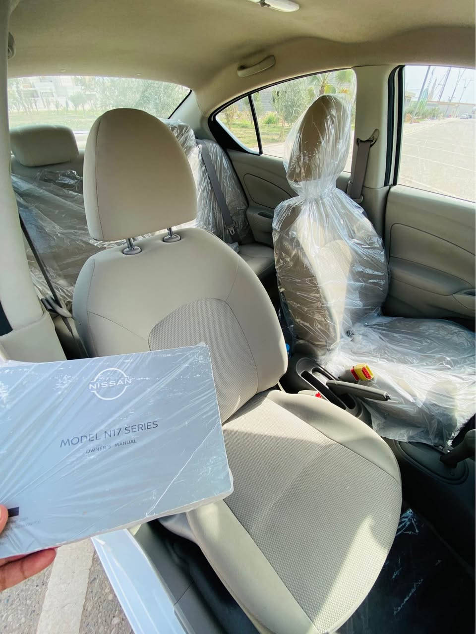 🔱بسم الله الرحمن الرحيم🔱

نيسان صني (هندي)خليجي بليتة زركة 
موديل 2022
ماشية 28 الف 
رقم جديد/سنوية جديد
سيارة جديدة كلش نضيفة مال بيت
سيارة كلين تايتل كفالة عامة من صبغ وتعديل والحالوب سيارة نضيفة جداً
كشنات تغليف 
ارضية تغليف 
تبريد ثلج محرك گير كله بشرط
أطارات جديدة صار اسبوع من شاده
سيارة رقم شمالي شرط تحويل
السعر/ 122 قابل للتفاوض
⚜️للتواصل 📞:***********
📍مكان سيارة كركوك كركوك, العراق
