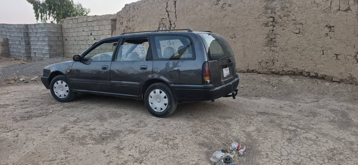سني موديل ٩١ رقم كركوك مشروع وطني للبيع صبغ عام محرك بي صوت للبيع السعر ٢٢ مكان السياره كركوك ***********
