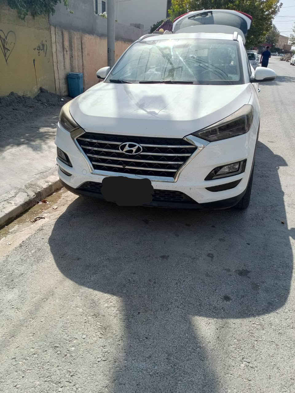 سلام عليكم توسان ٢٠٢٠ خليجي شركة الكاصد سياره حلوه،مراوس ب لاندكروز،جديده+سياره بغداد رقم جديد انكليزي
 تخم تاير+بصمه + بصمة ابواب + داخل جلد + كشنات لاماميه كهرباء + داخل  وبيجي + شلحن واير ليست + حساس امامي + حساس خلفي + خمس عدسات + اريل انفكيشن + شاشه جبيره + كامره اماميه + كامره خلفيه + اشاير بل مري + تبريد قطعتين + داخل صاح + هند بريك بل رجل + فول تحكمات + لد امامي + ماشيه ٩٥كيلو 
مكينه ٢٠٠٠ دوش
السعر ٢٠٥
للستفسار ***********
