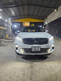 سورنتو ٢٠١٨ • ٧٣٠٠٠ • فور ويل