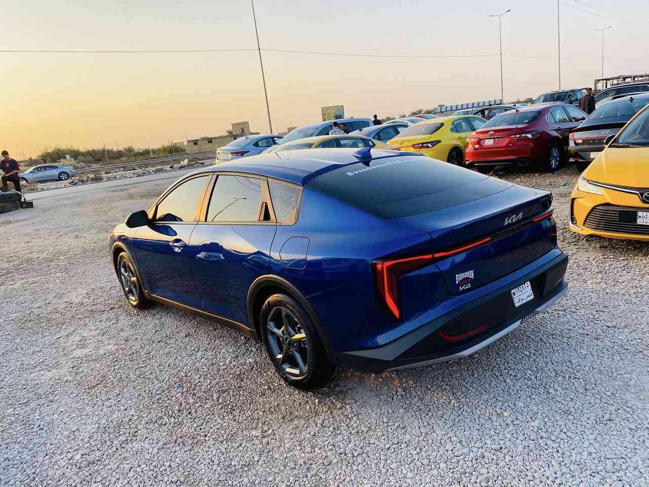 #يالله كيا كي 4 فورتي موديل 2025 دخول جديد 
مرقم مثني شهداء حجز سنتين فقط وكاله عامه 
بسم المشتري الضرر صبغ طرف الجاملغ والبنيد 
بدون فتح بدون تبديل فقط والباقي مكفول موصفات 
فول عده الفتحه بصمه تشغيل عن بعد ويل كروم 
بصمه ابواب مكينه 2000 دوش وباقي الموصفات 
واضحه الـسعر 160$ مـوجوده المثني الرميثيه 
تـفاصيل واتـساب (***********)
