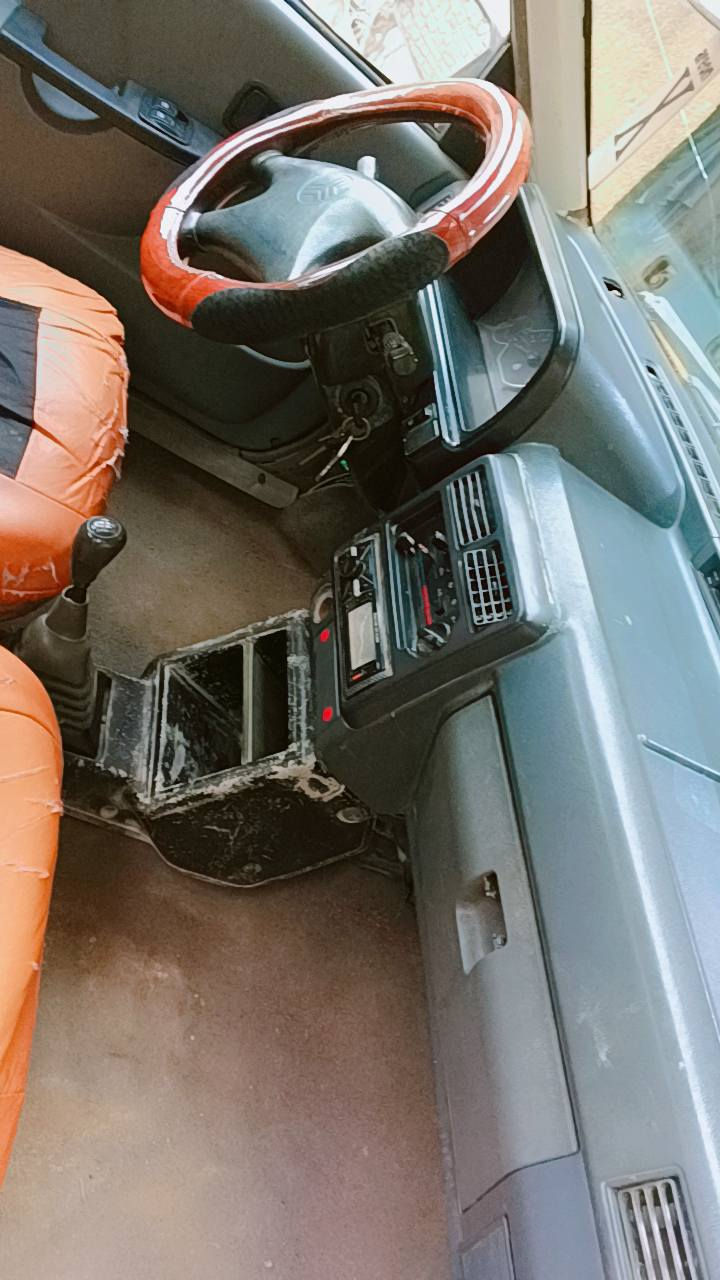 2011 رقم بغداد الماني مصفره غرامات سنويه 22
كير مكينه حداديه خير من الله 
بيها جاملغ السائق بي خياس شويه والدوسه مال العبري عوزها ترتيب الشواصي بلاديه خير من الله 
سياره جاهزه 
مكان السياره بغداد النهروان 
السعر 21وبيها مجال 
غير متواجد على الفيس رقم الاتصال
***********
