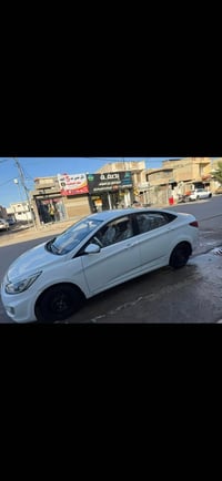 اكسنت موديل 2016 خليجي رقم بغداد بسمي صبغ جاملغ وباب خلفي بدون دواخل  ...