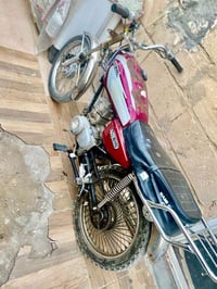 ٤ كير • بدون اوراق • شغاله