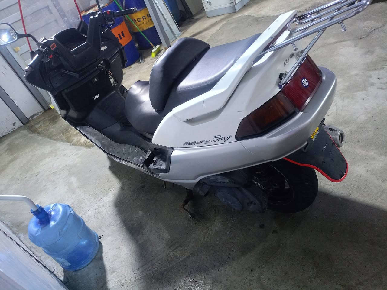 السلام عليكم اخوان دراجه ماجسته نظيفه خير من الله للبيع السعر 500 بيع او مراوس مكاني بغداد كراده شراي يتصل بيا رقم او واتساب ***********
