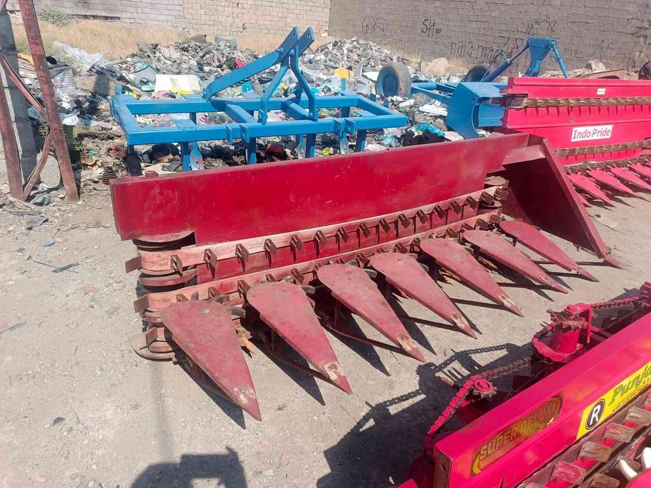 حاصودات سمسم اللبيع صناعه عراقي وصناعه هندي
حداده باسم الهيازعي 
الصنع الآلات الزراعيه 
العنوان كركوك حي الصناعي 
الاستفسار اتصل على الرقام التالية 
***********
***********
