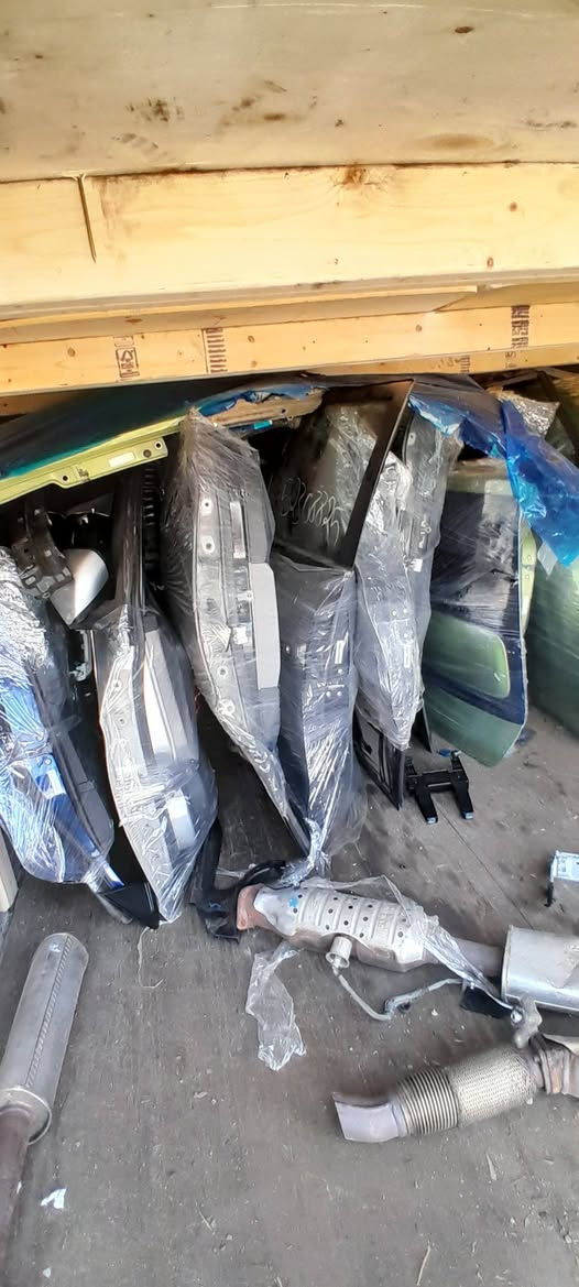 بسم الله الرحمٰن الرحيم . السلام عليكم  ورحمة الله

منشور جديد ومختلف من داخل مجمع سيدحيدر البغدادي 🇮🇶
 لقطع الغيار كوري وارد أمريكا فقط وكل ماتحتاج من السيارت
بوصول الحاوية الجديدة من الأدوات وكل شيء يخص السيارات 
+ تم وصول ماء راديتر + ABS مختلف السيارات والموديلات.
           من أمريكا حصراً إلى مجمع سيد حيدر البغدادي 
                                       عنوانا 📍

                     النجف الإشراف شارع المطار 
            مابين بوابة الدخول والخروج عامود رقم ١٣ 
       
            للإتصال والاستفسار أتصال على ارقامنا ☎️📞
      الأثير / *********** _ الأسيا / ***********
