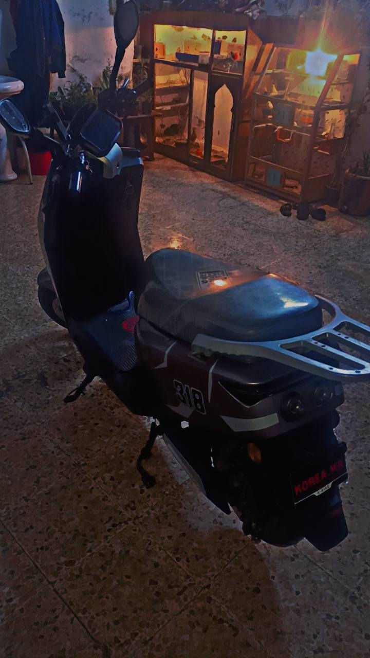 السلام عليكم دراجة شحن. 318 للبيع فقط السعر 550وبي. مجال شي. قليل


**إذا كنت صاحب هذا الإعلان وتريد حذفه لأي سبب، رجاءا أرسل رسالة إلى الدعم الفني**