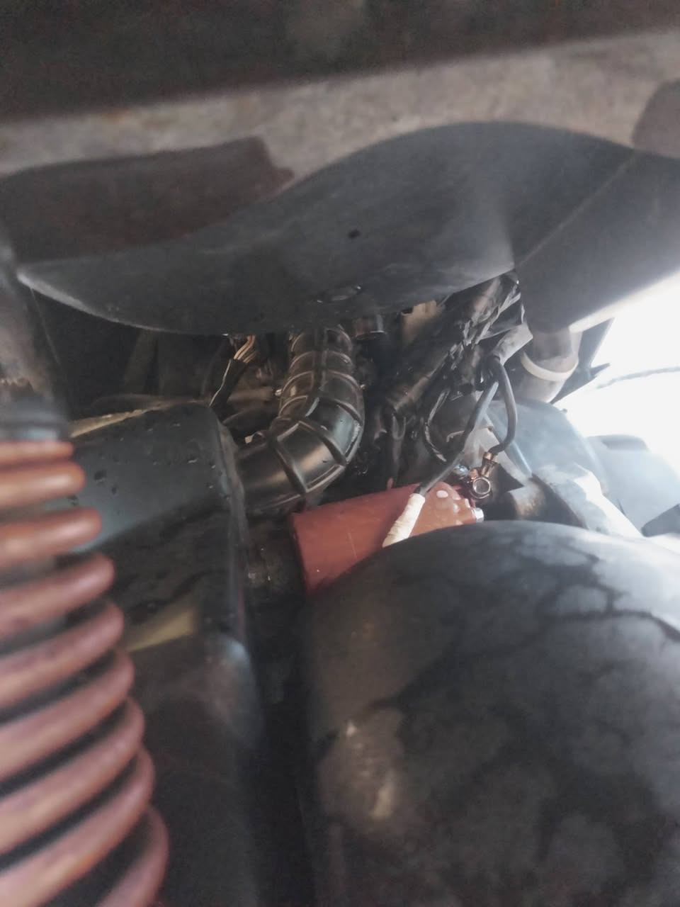 سلام عليكم جي تي ار مكفوله دراجه زيرو 850 وبيها مجال مكان بغداد مدينه صدر ***********
