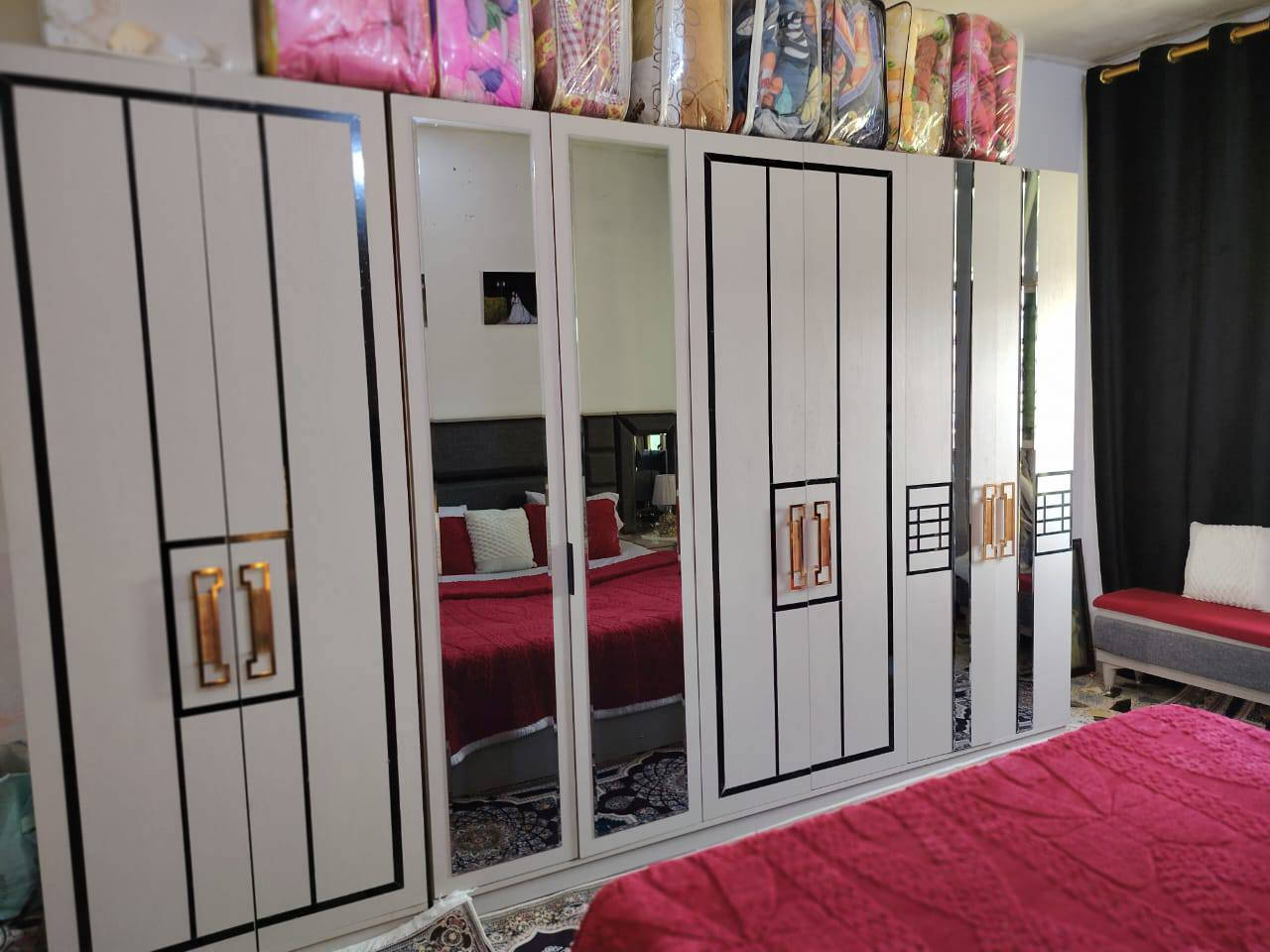 غرفه تركي نظيفه مستعمله 4 أشهر فقط للتواصل ***********
