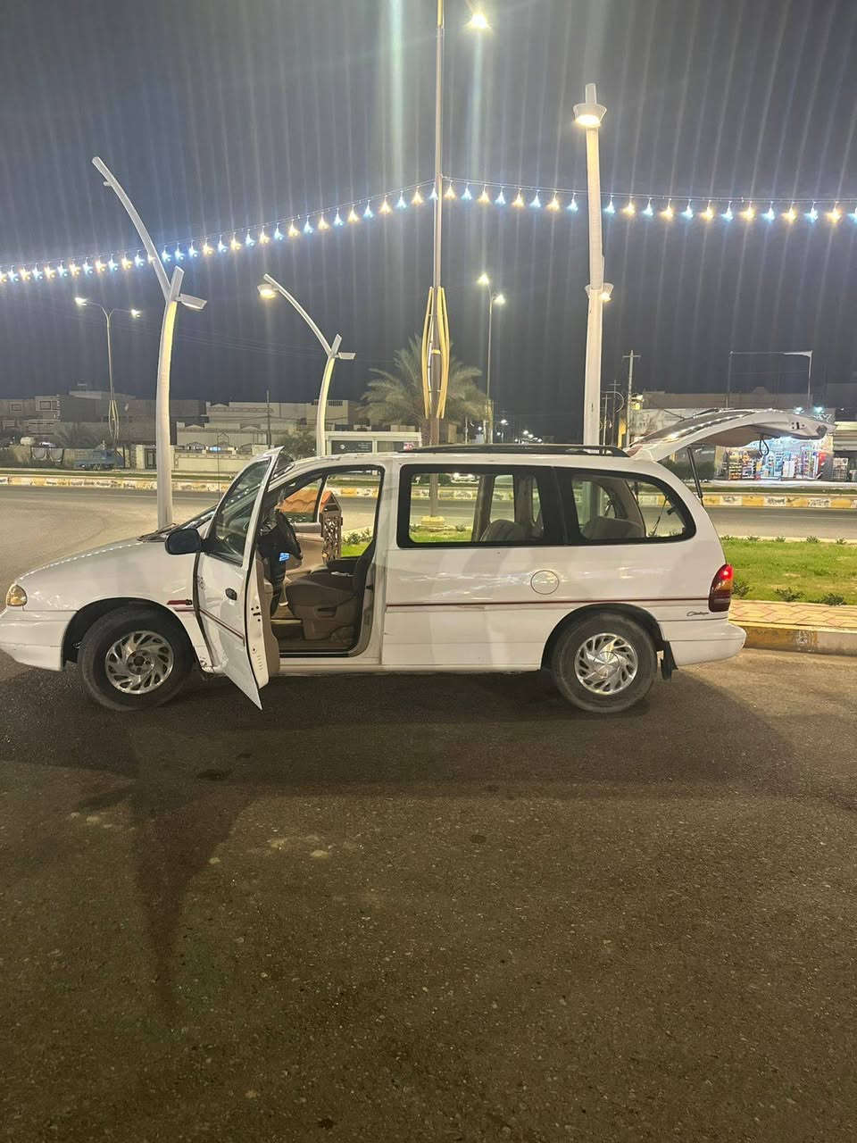 سلام عليكم
فورد وند ستار موديل 95ارقام بغداد كلها بلاديه شرط التحويل المكان الفلوجه السعر 45ورقه وبيها مجال ***********واتساب
