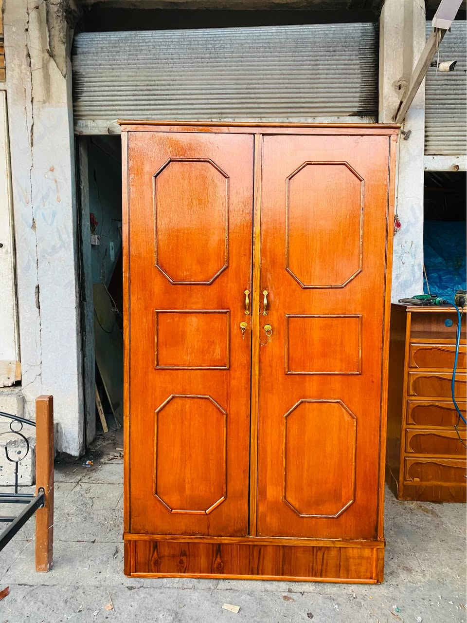 قنصور بابين نظيف جدا السعر ٨٥ للاستفسار *********** موصل, نينوى
